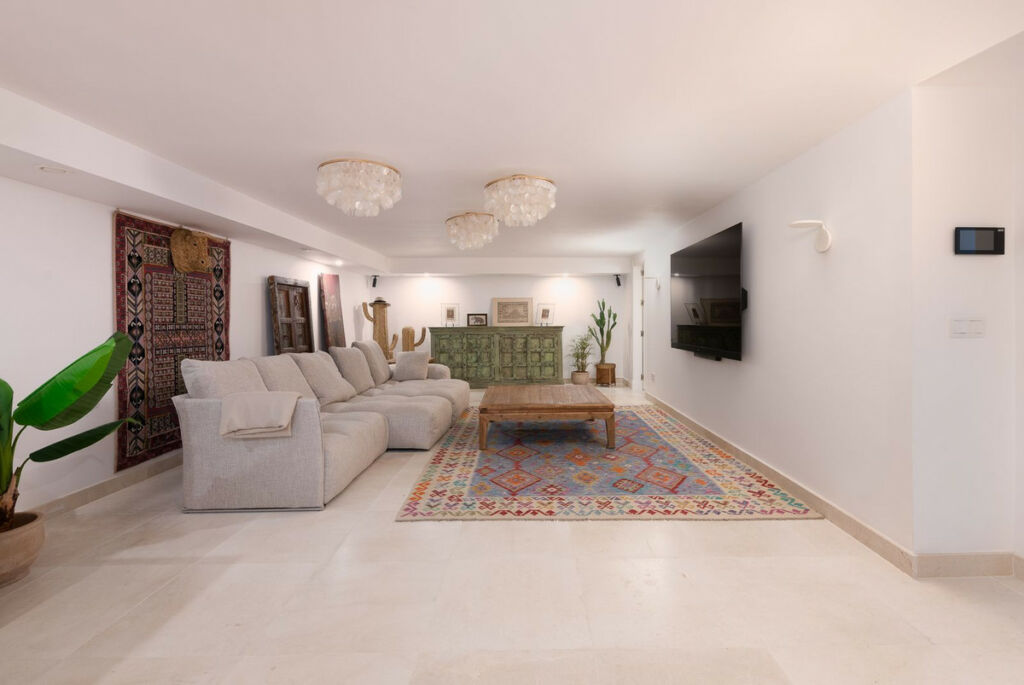 Detached Villa Cortijo Blanco Málaga - image 31