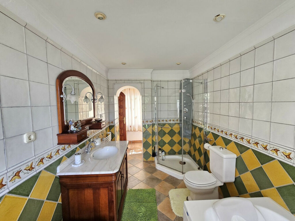 Detached Villa Alhaurín de la Torre Málaga - image 22