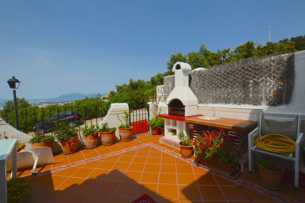 Townhouse Altos de los Monteros Málaga - image 31