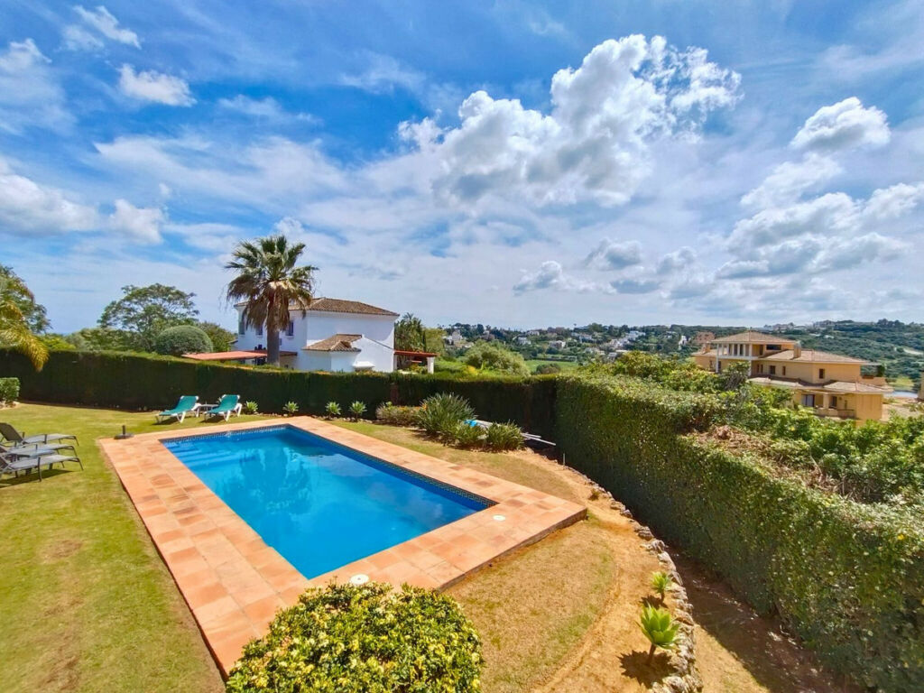 Detached Villa Sotogrande Alto Cádiz - image 31