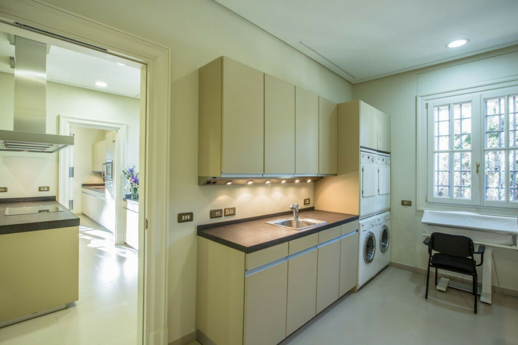 Detached Villa Los Monteros Málaga - image 30