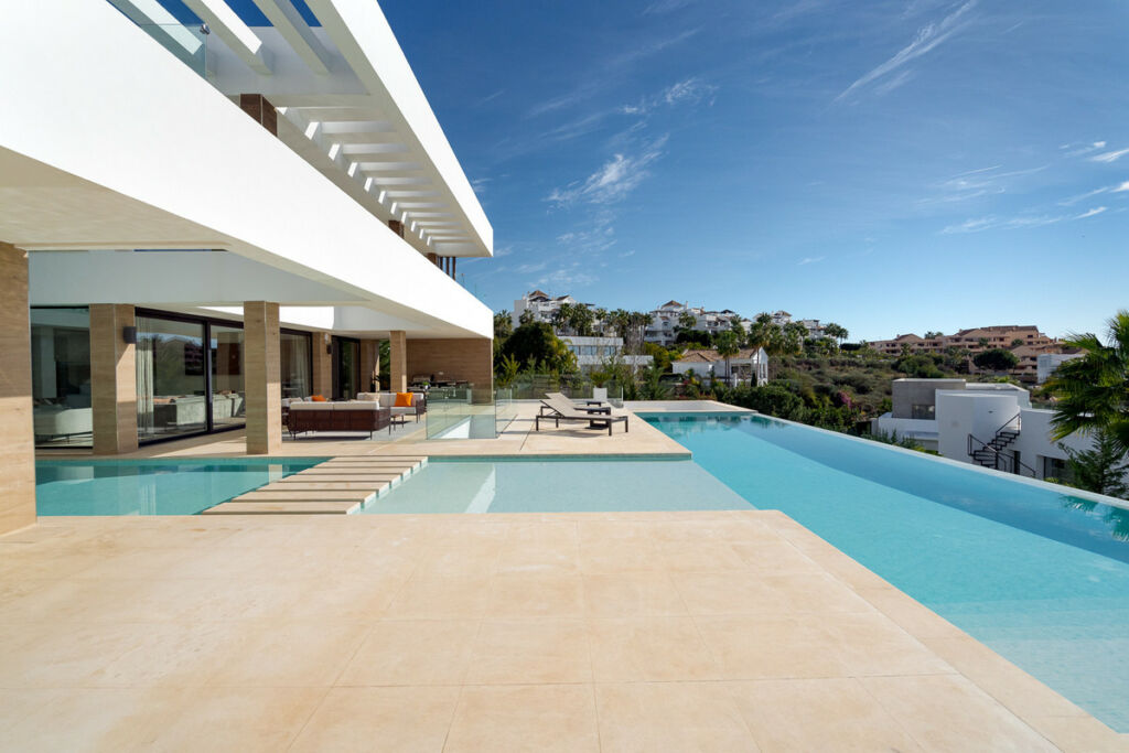 Detached Villa Benahavís Málaga - image 31