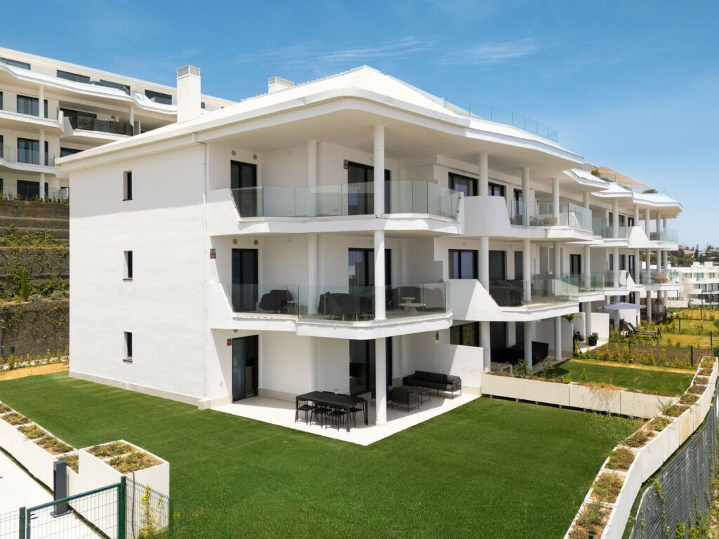 Ground Floor Apartment Fuengirola Málaga - image 31