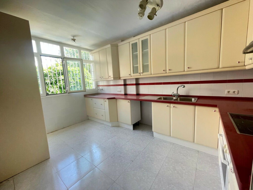 Townhouse Arroyo de la Miel Málaga - image 31
