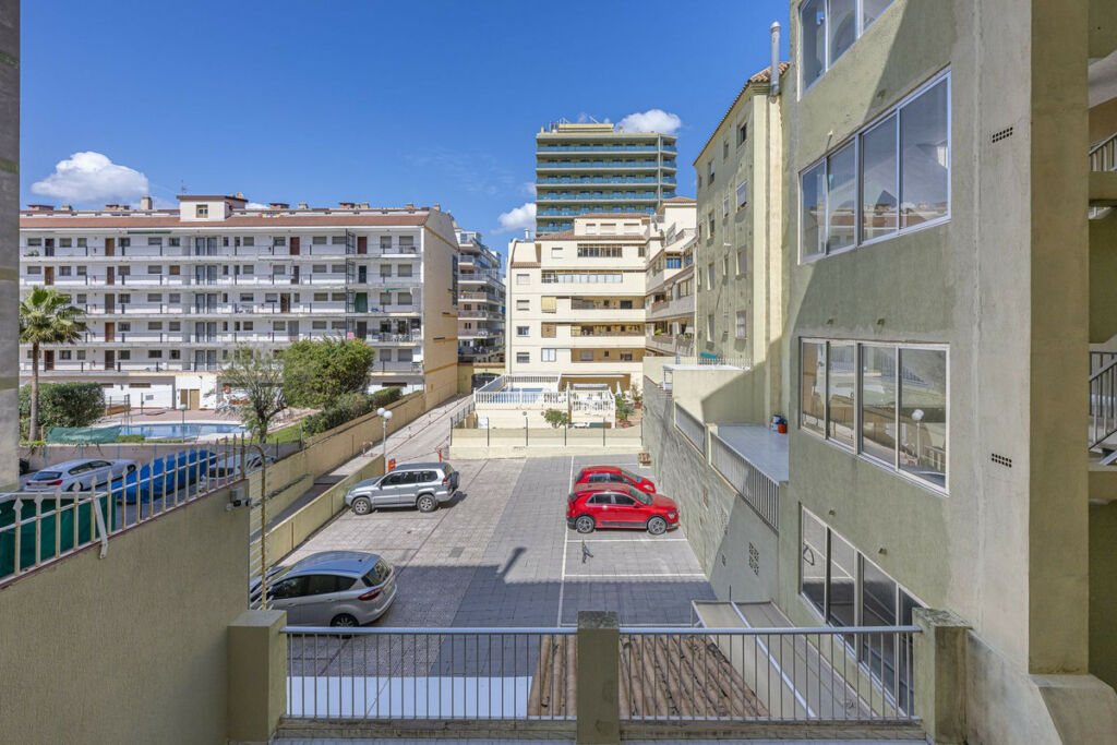 Penthouse Fuengirola Málaga - image 31