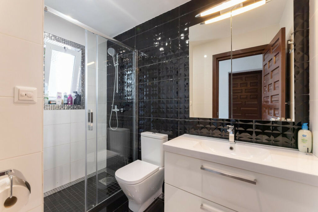 Detached Villa Benalmadena Málaga - image 31