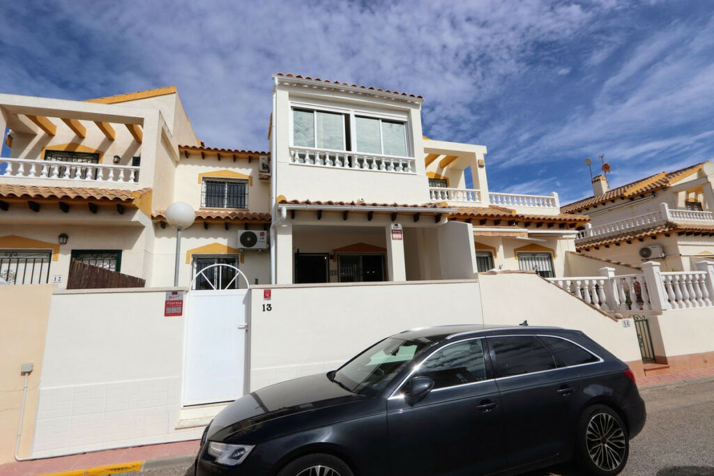 Townhouse Punta Prima Alicante - image 31