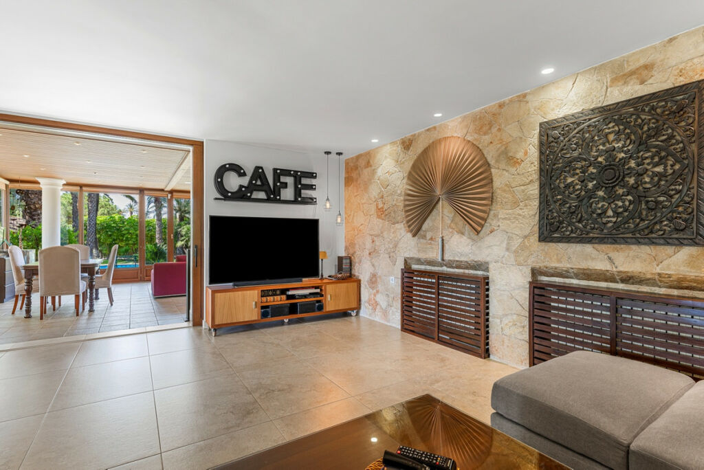 Detached Villa Elche Alicante - image 32