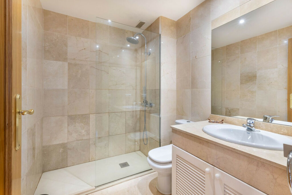 Penthouse Duplex Estepona Málaga - image 34