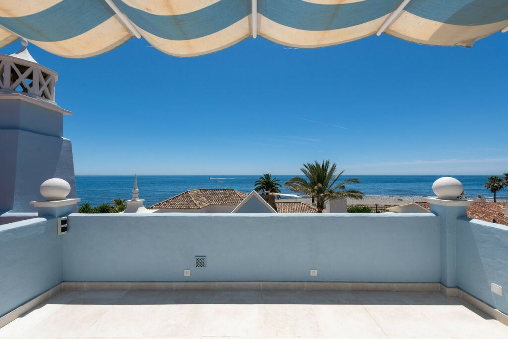 Detached Villa Cortijo Blanco Málaga - image 32