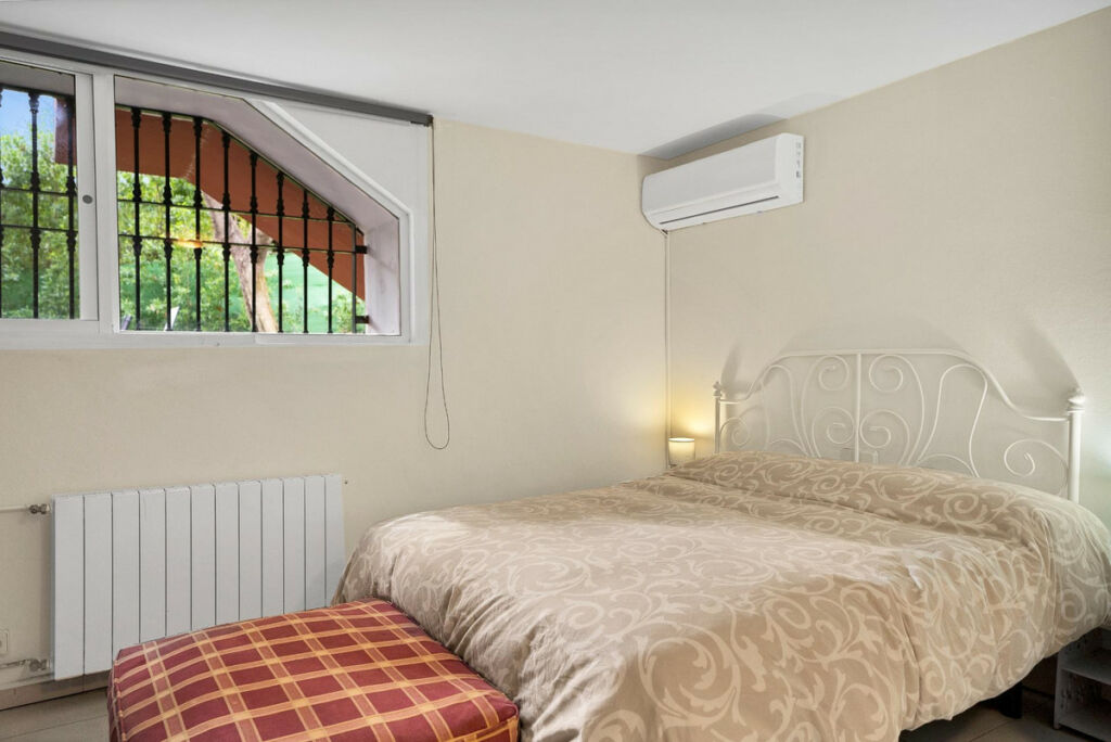 Detached Villa Elviria Málaga - image 32