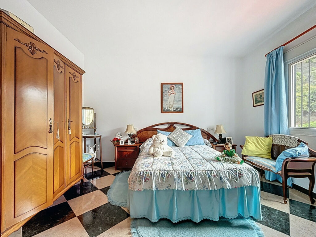 Detached Villa La Viñuela Málaga - image 32