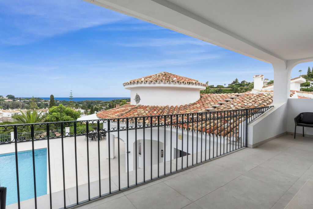 Detached Villa Benahavís Málaga - image 33
