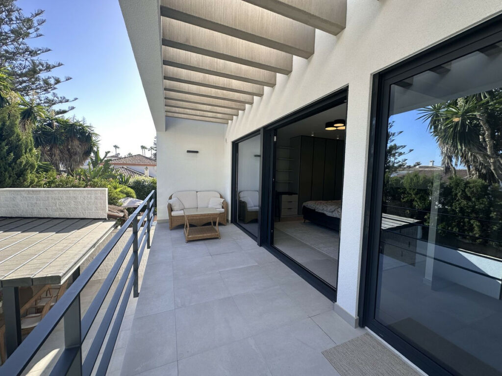 Detached Villa Puerto Banús Málaga - image 32