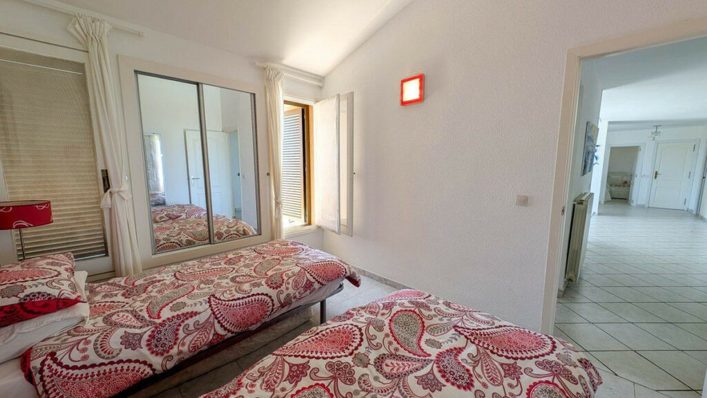Detached Villa Calpe Alicante - image 32