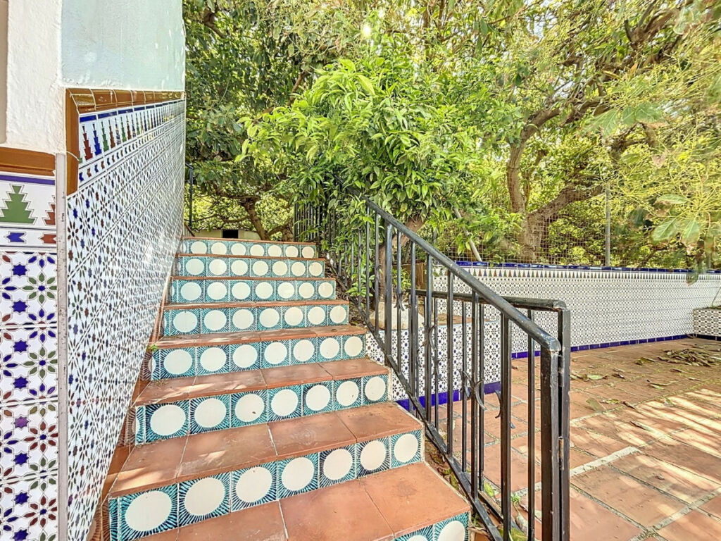 Detached Villa Almayate Alto Málaga - image 32