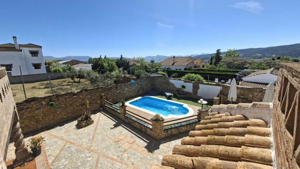 Detached Villa Arriate Málaga - image 32