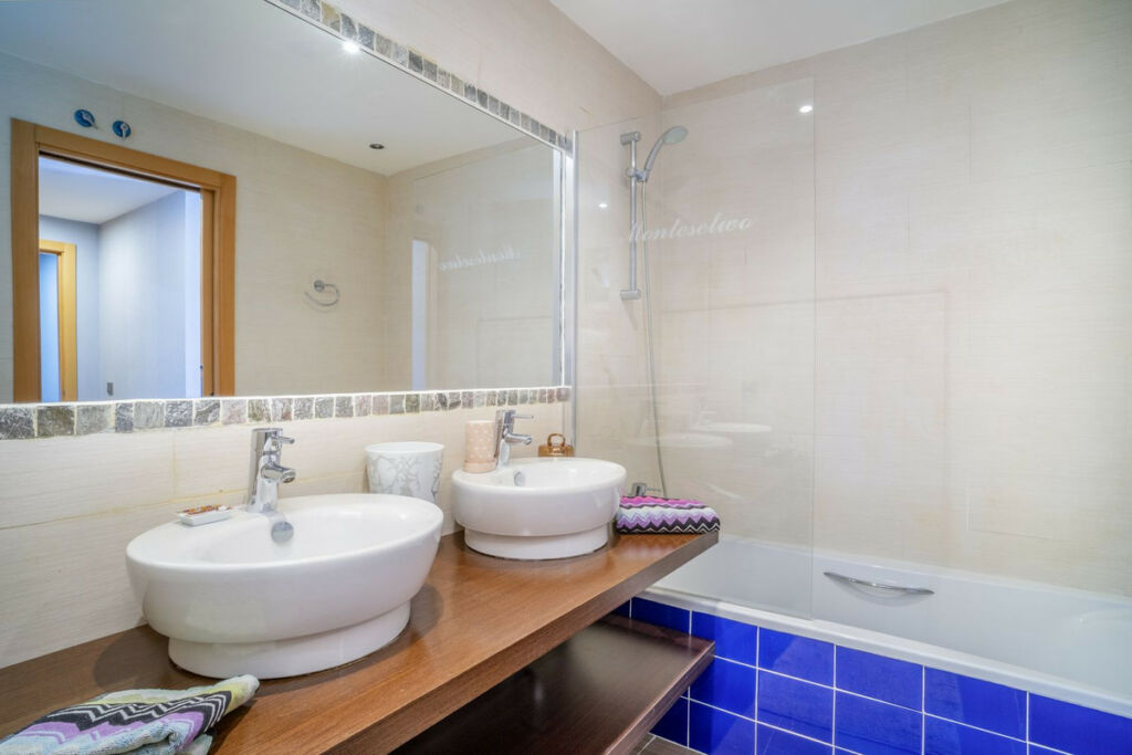 Ground Floor Apartment Selwo Málaga - image 32