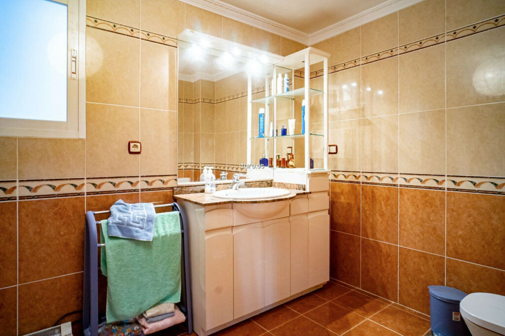 Detached Villa La Nucia Alicante - image 33