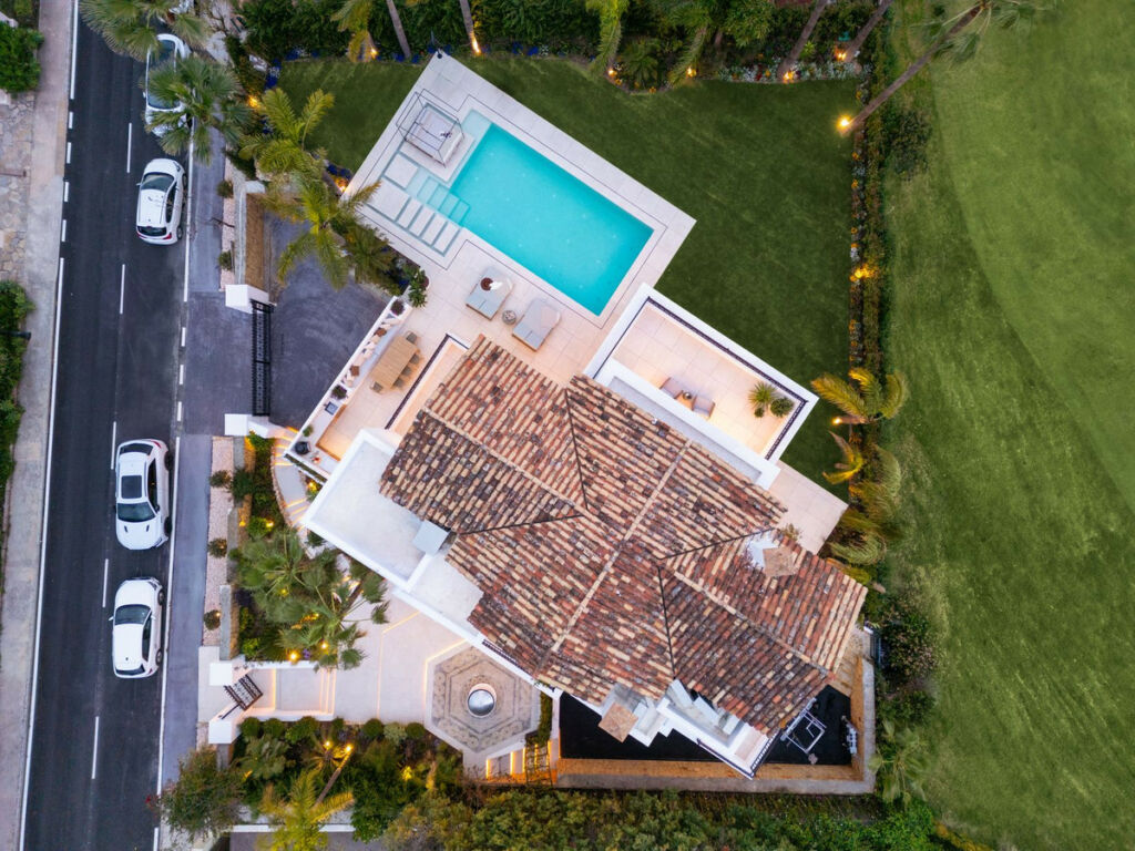 Detached Villa Los Arqueros Málaga - image 33