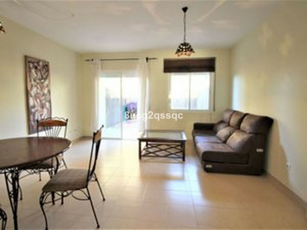 Semi-Detached House Estepona Málaga - image 5