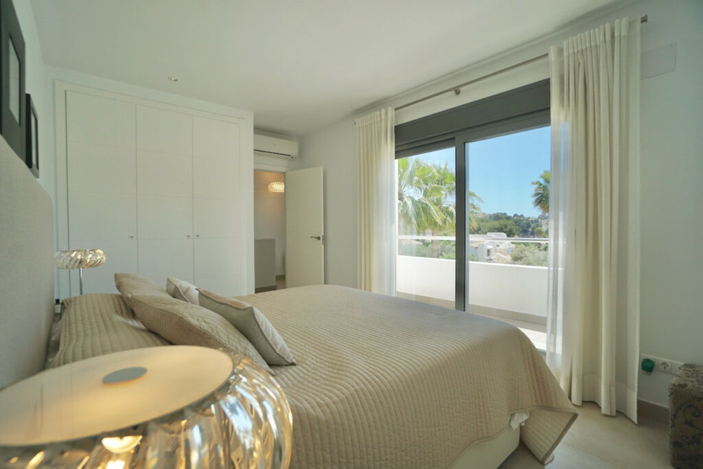 Detached Villa Moraira Alicante - image 34