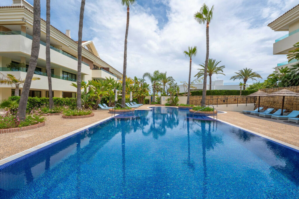 Ground Floor Apartment Los Monteros Málaga - image 33