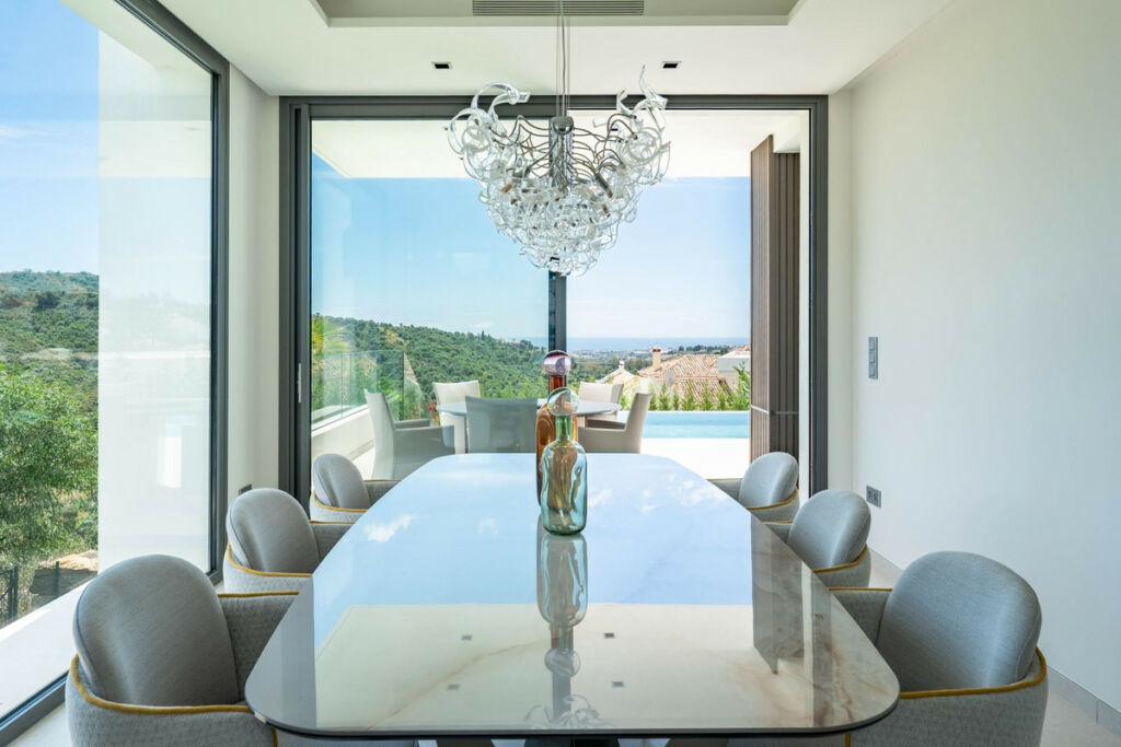 Detached Villa La Quinta Málaga - image 32