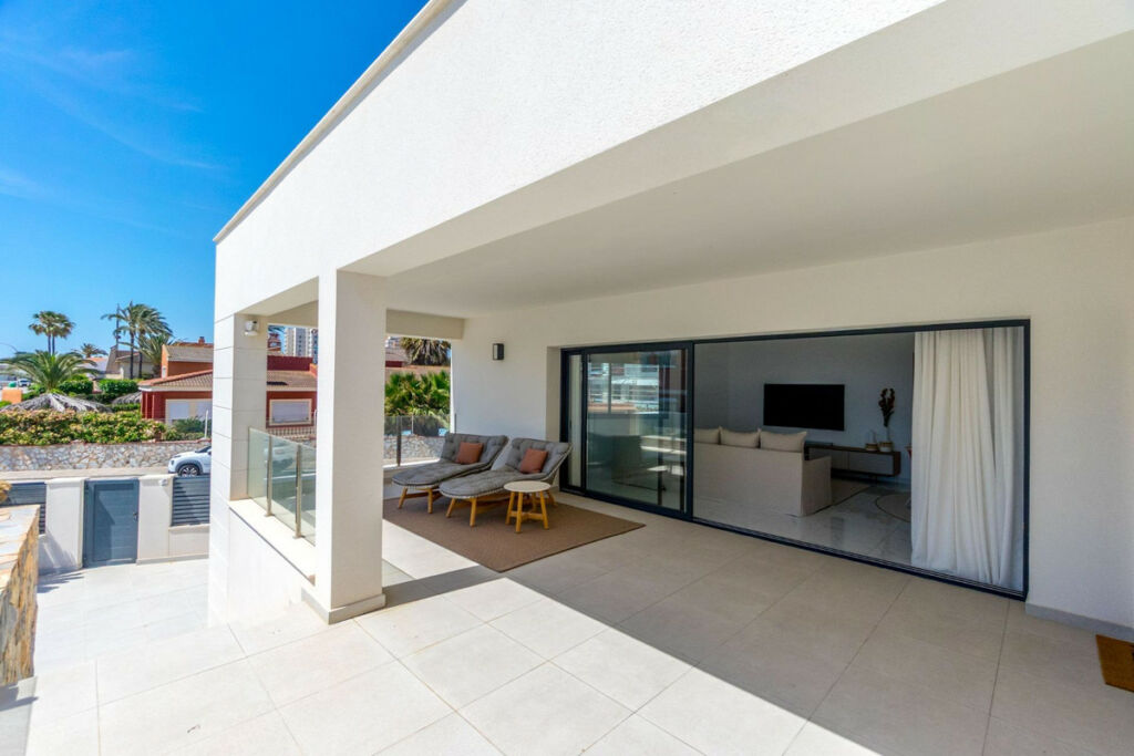 Detached Villa La Veleta Alicante - image 34