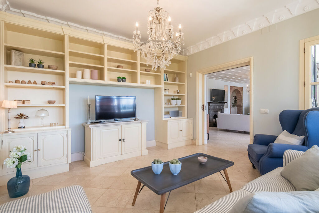 Detached Villa Elviria Málaga - image 34