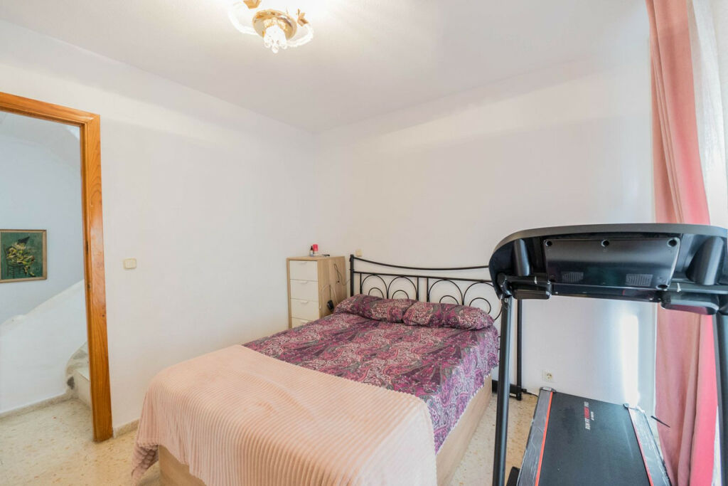 Townhouse Fuengirola Málaga - image 34