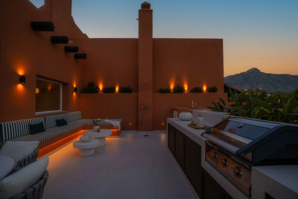 Penthouse Duplex Nueva Andalucía Málaga - image 34