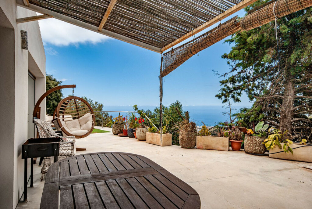 Detached Villa Sayalonga Málaga - image 34