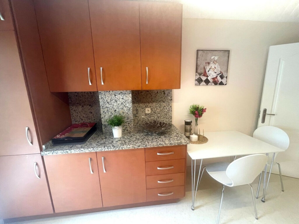 Middle Floor Apartment Benahavís Málaga - image 34