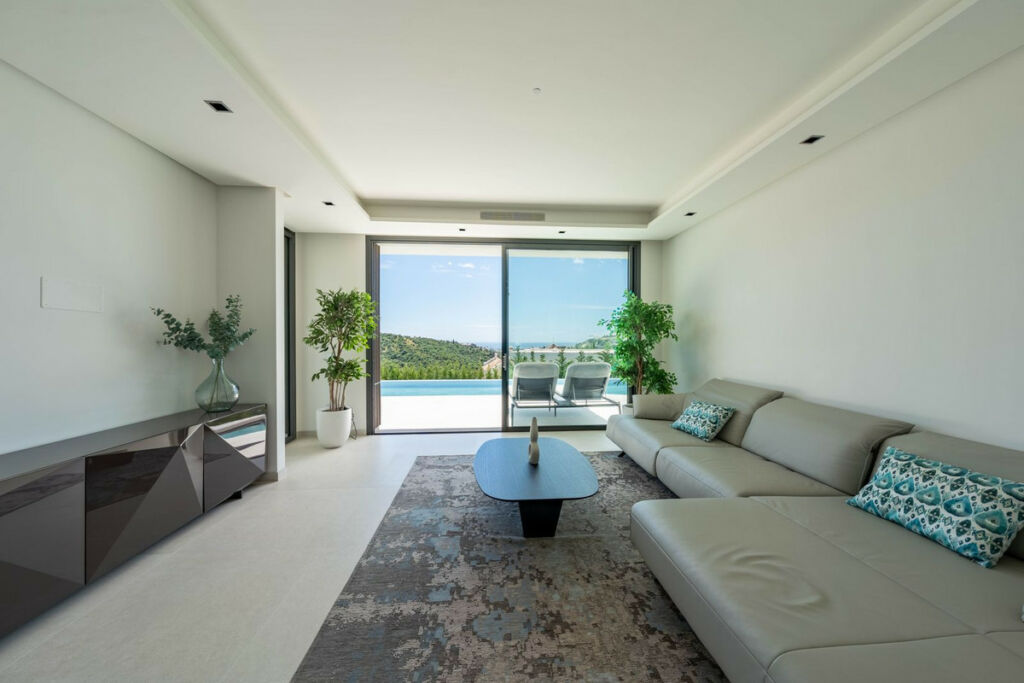 Detached Villa La Quinta Málaga - image 34