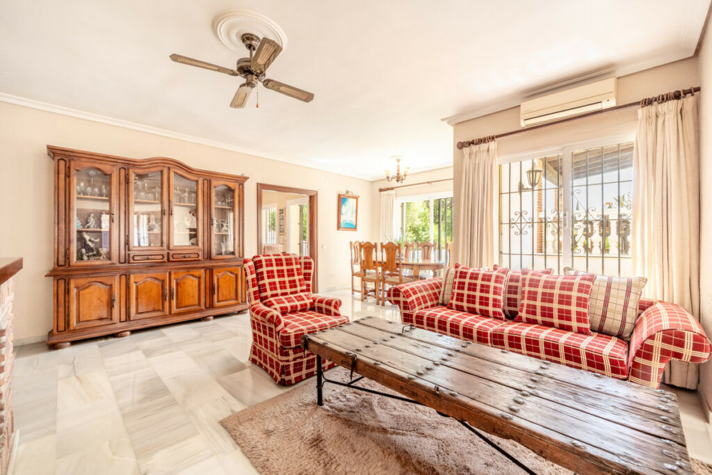 Detached Villa El Rosario Málaga - image 35