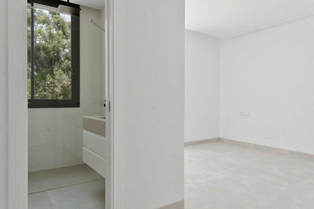 Detached Villa Marbella Málaga - image 35
