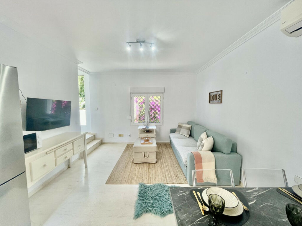 Detached Villa Sotogrande Cádiz - image 35