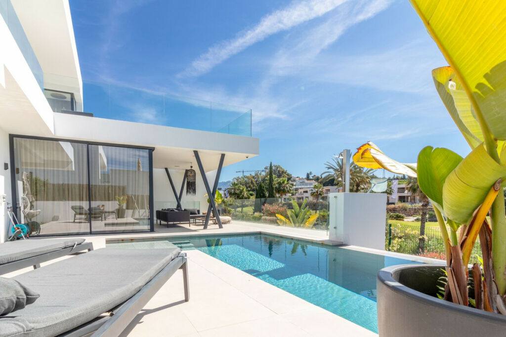 Detached Villa Atalaya Málaga - image 35
