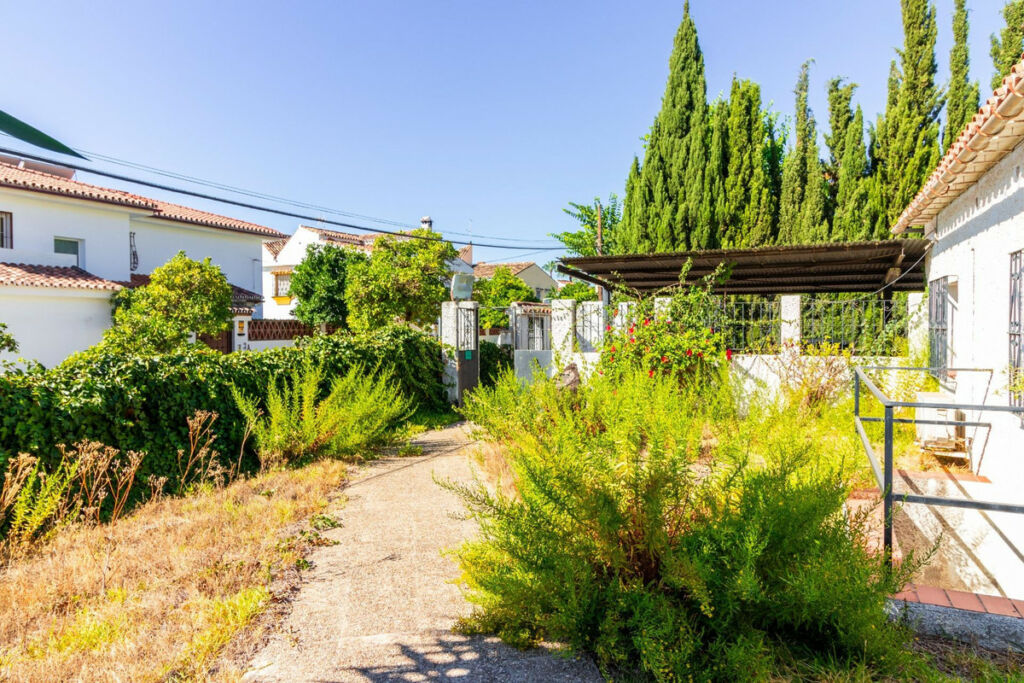 Detached Villa Marbella Málaga - image 35