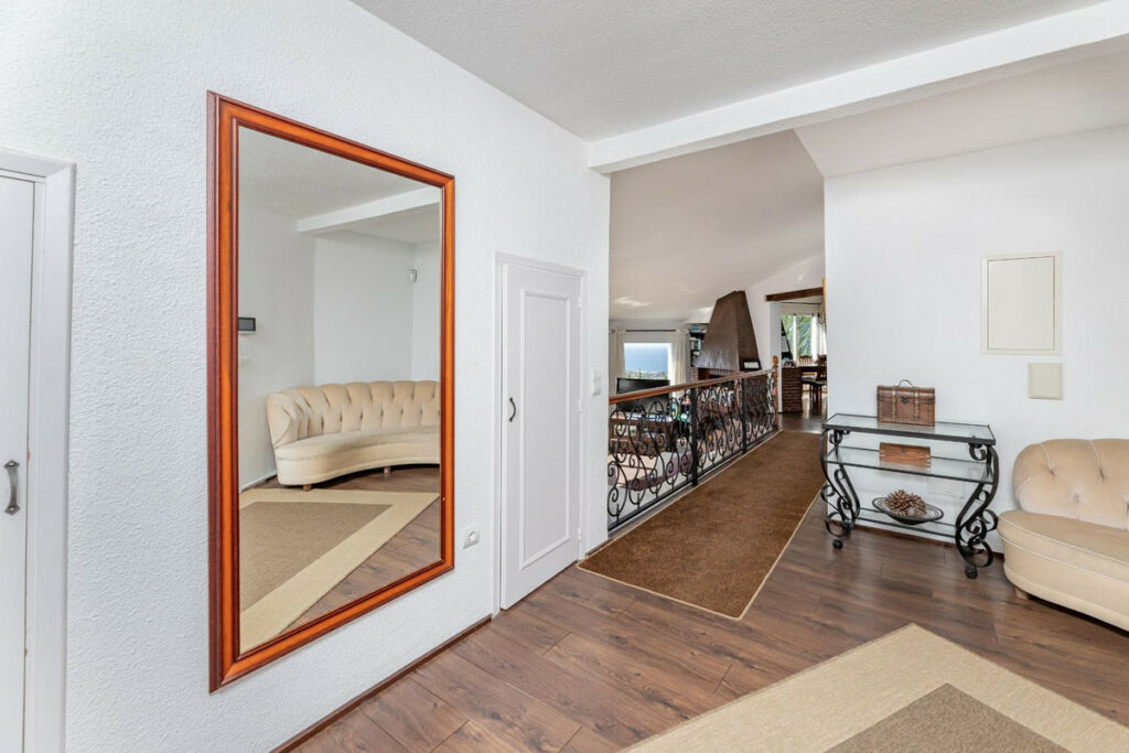 Detached Villa Benalmadena Málaga - image 35