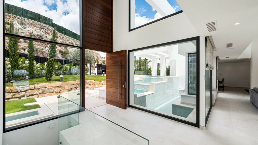 Detached Villa Benahavís Málaga - image 35