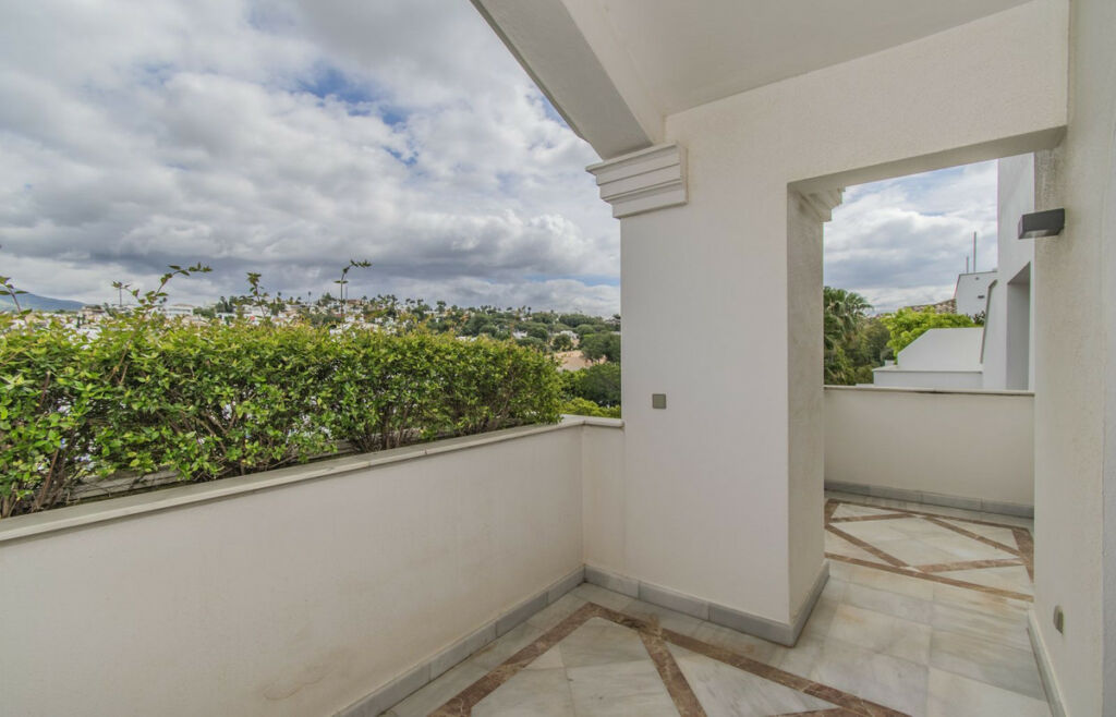 Penthouse Estepona Málaga - image 35