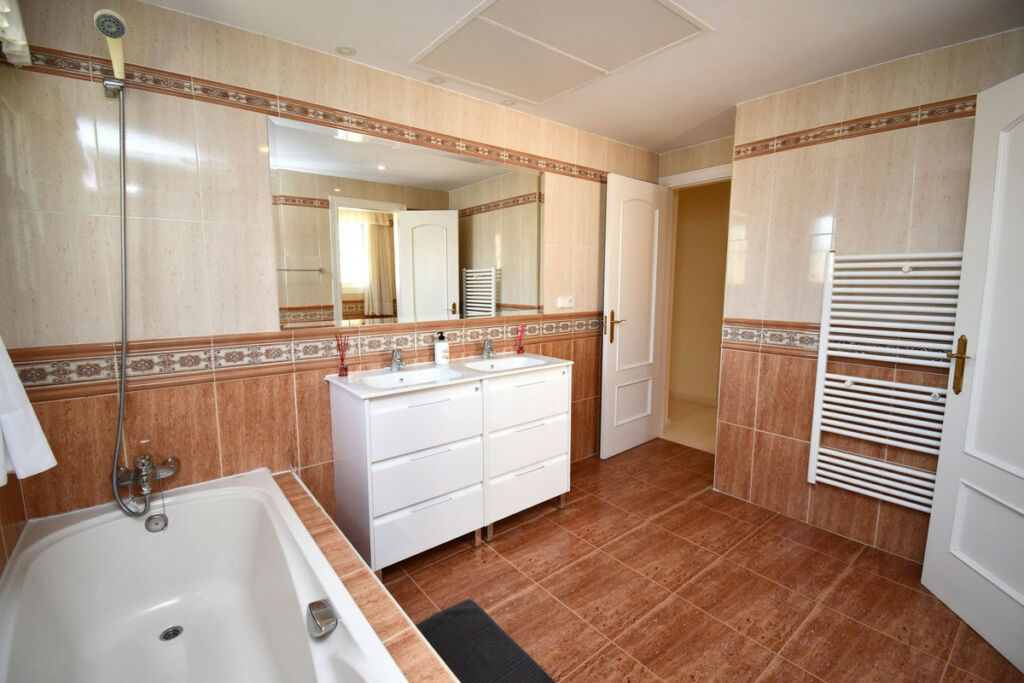 Detached Villa Mijas Golf Málaga - image 35