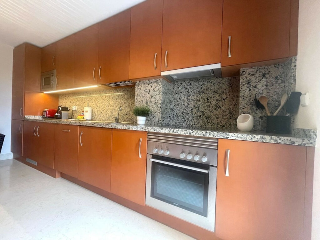 Middle Floor Apartment Benahavís Málaga - image 35