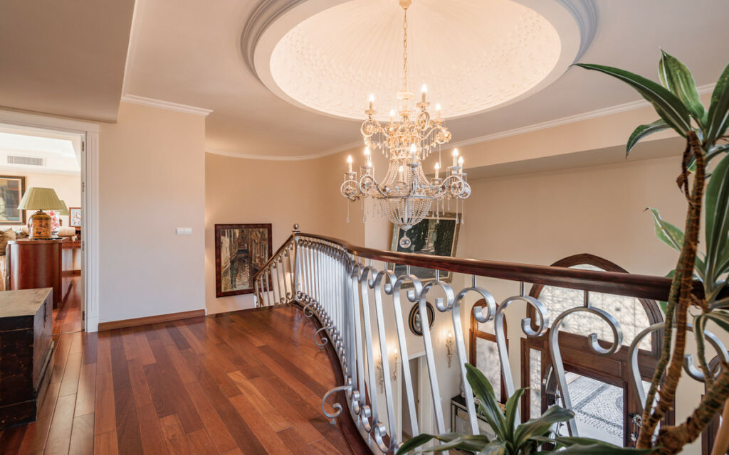 Detached Villa New Golden Mile Málaga - image 35
