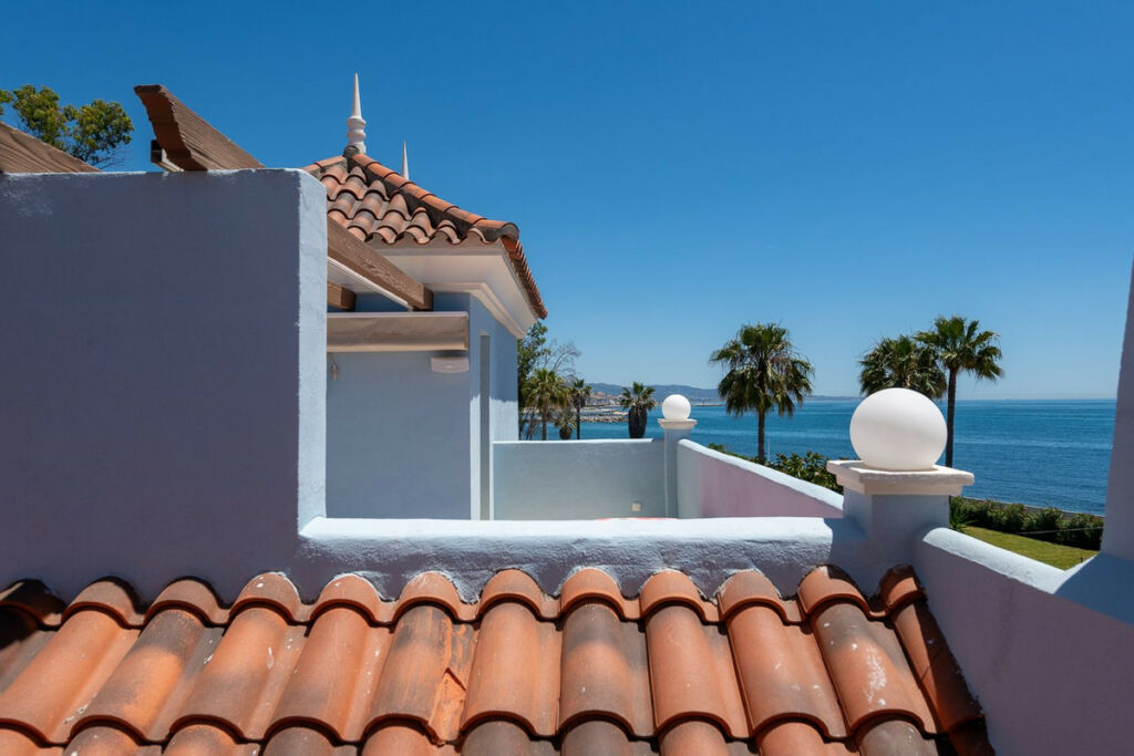 Detached Villa Cortijo Blanco Málaga - image 35