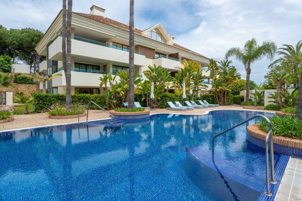 Ground Floor Apartment Los Monteros Málaga - image 35