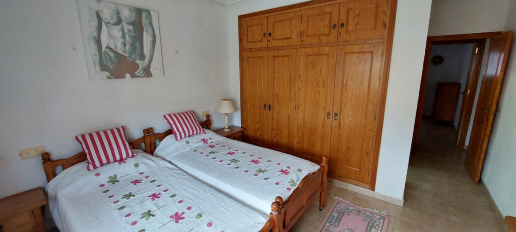 Middle Floor Apartment Punta Prima Alicante - image 35