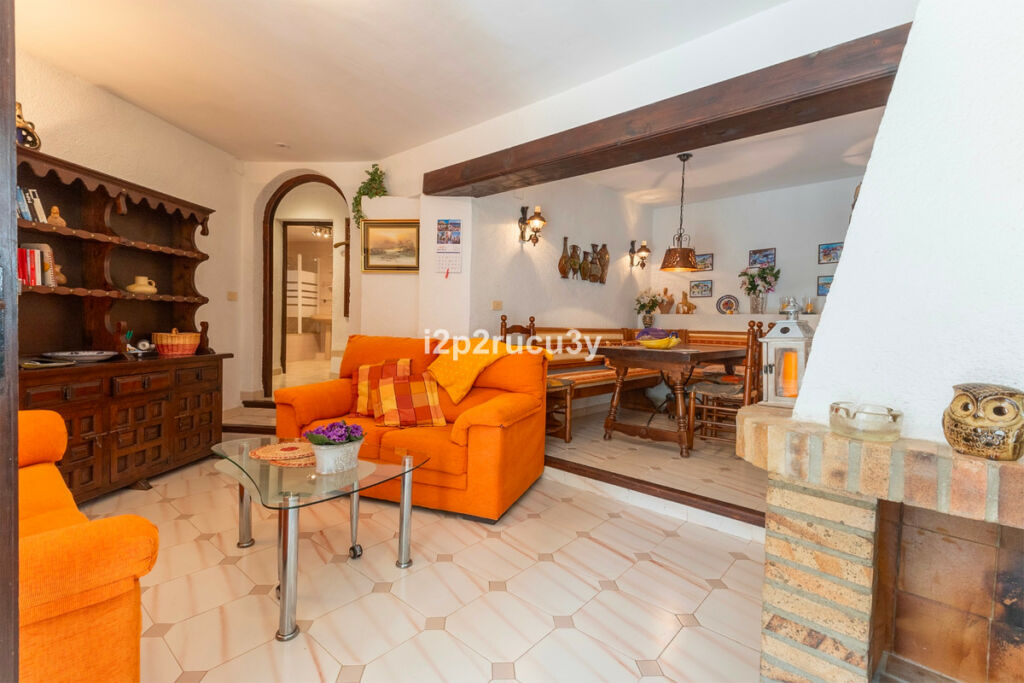 Detached Villa Moraira Alicante - image 35